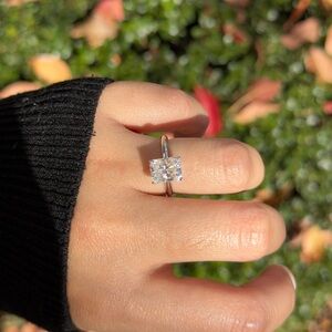 3ct Radiant cut Moissanite VVS1 promise ring size 5,6 and 7